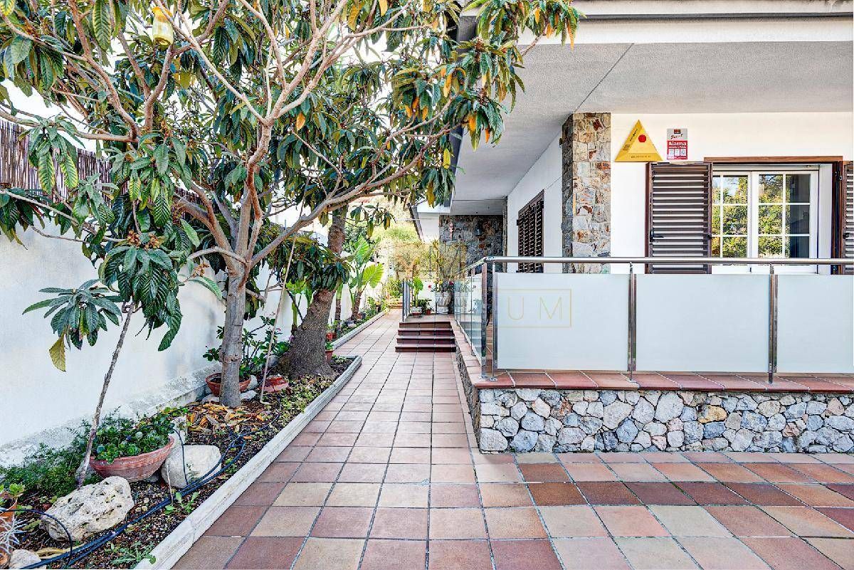 Exterior view of Houses for sale in Sant Pere de Ribes  with Air Conditioner, Heating and Private garden