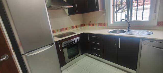 Casa adosada en Venta en Núcleo urbano