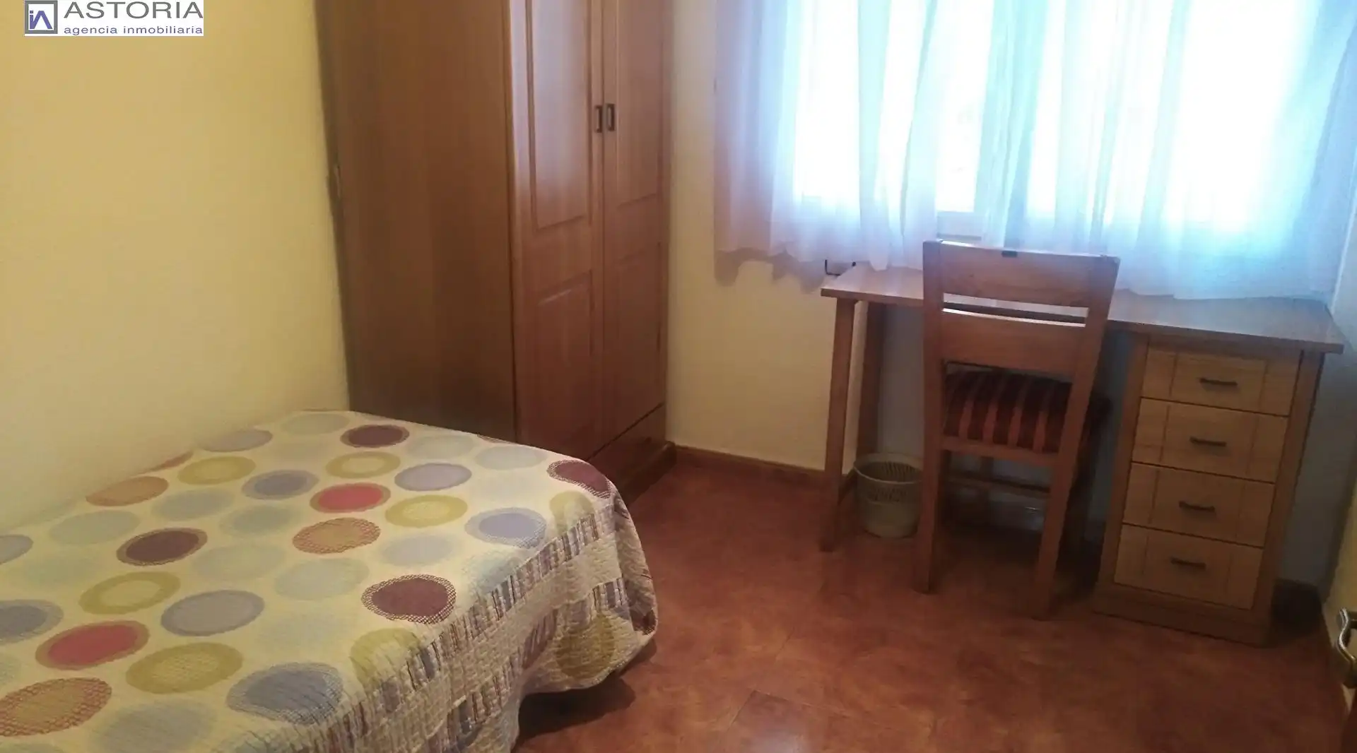 Bedroom of Flat for rent in Granada  with Furnished