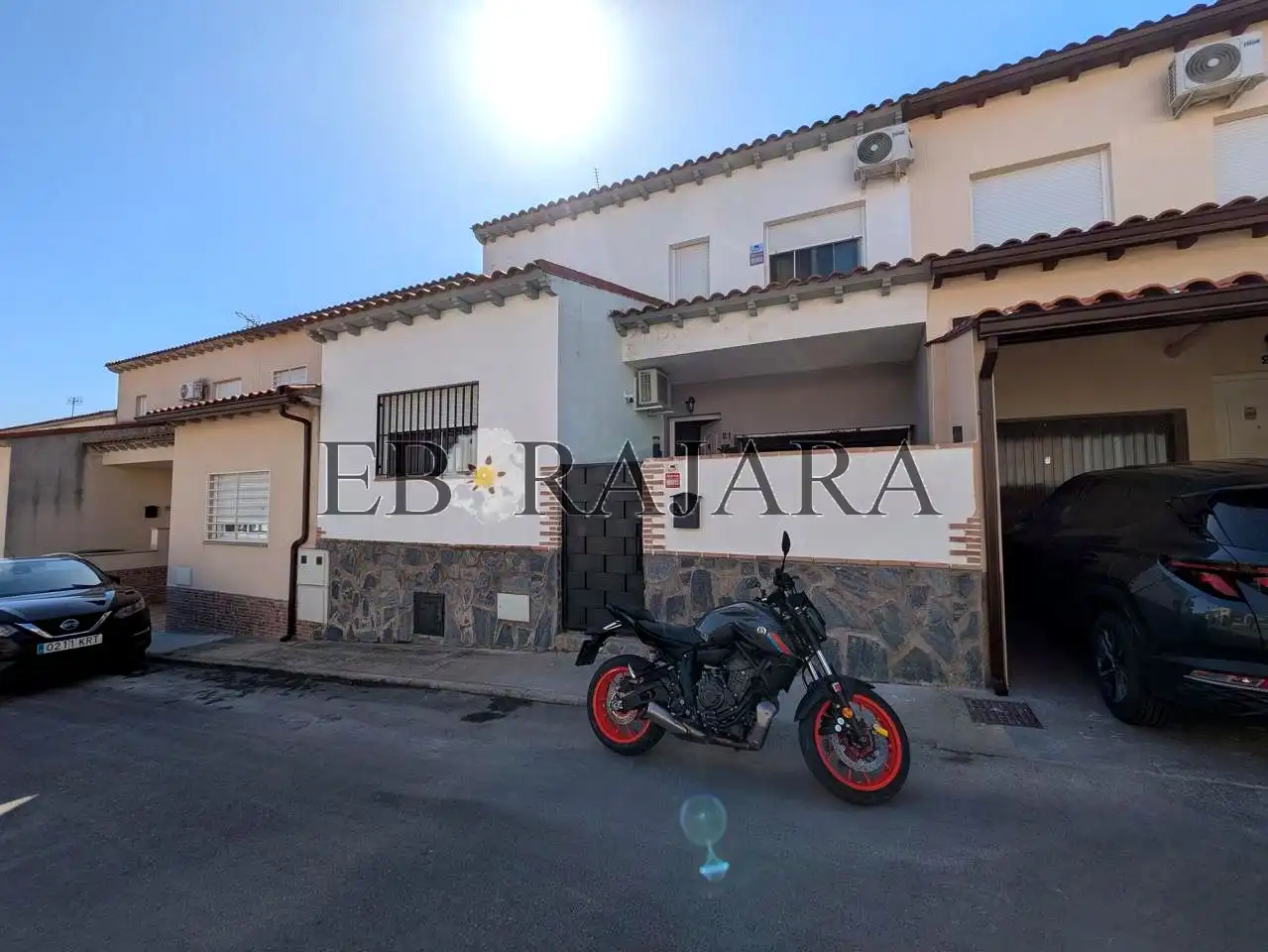 Vista exterior de Casa adosada en venda en El Carpio de Tajo amb Aire condicionat, Calefacció i Jardí privat