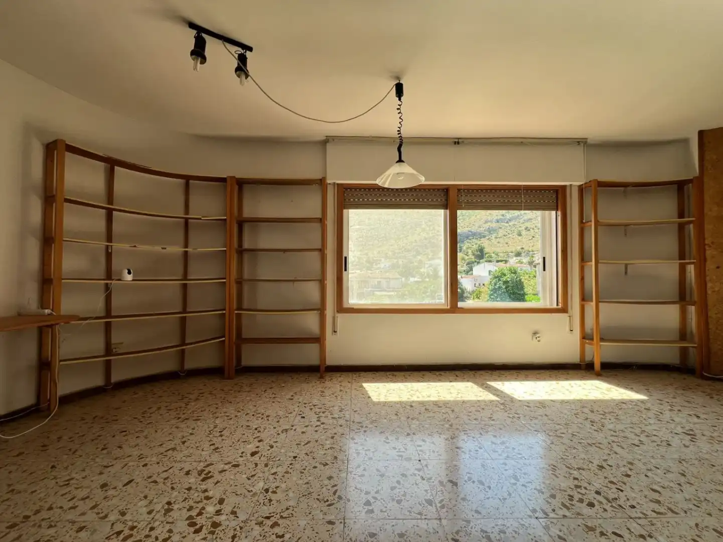 Sala d'estar de Casa o xalet en venda en Pedreguer amb Jardí privat, Terrassa i Piscina