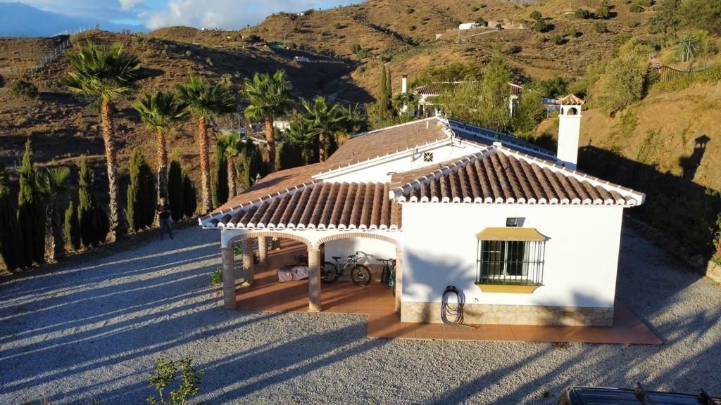 Exterior view of House or chalet for sale in Viñuela  with Air Conditioner, Private garden and Swimming Pool