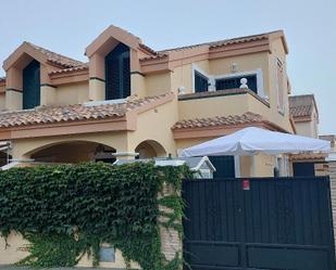 Exterior view of Single-family semi-detached for sale in Orihuela  with Air Conditioner, Heating and Private garden