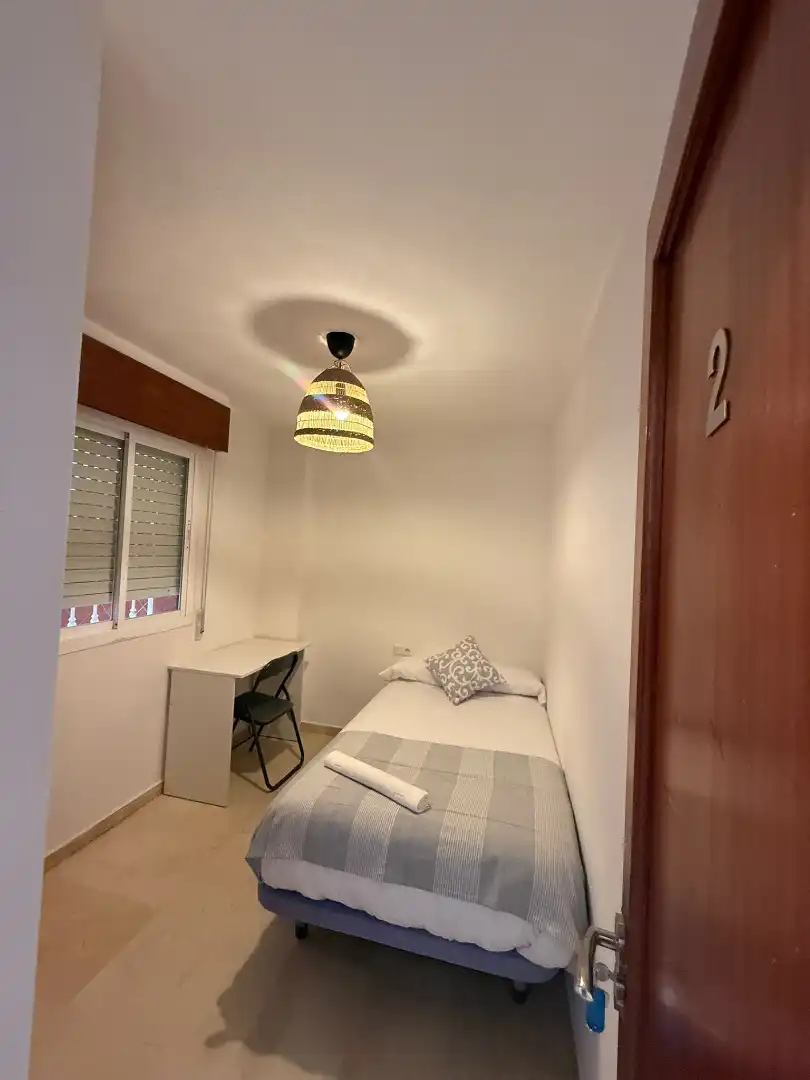 Bedroom of Flat for share in Málaga  with Furnished, Oven and Washing machine