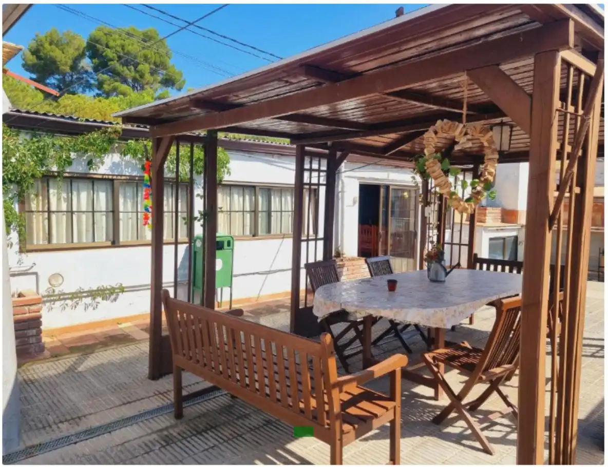 Country homes for sale in Lloc Barri de la Piscina, 6, La Llacuna