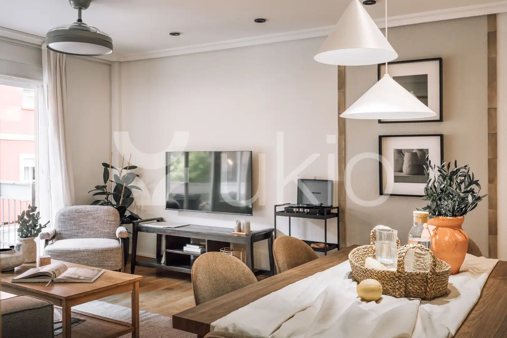 Sala de estar de Apartamento de alquiler en Madrid con Calefacción, Amueblado y Horno