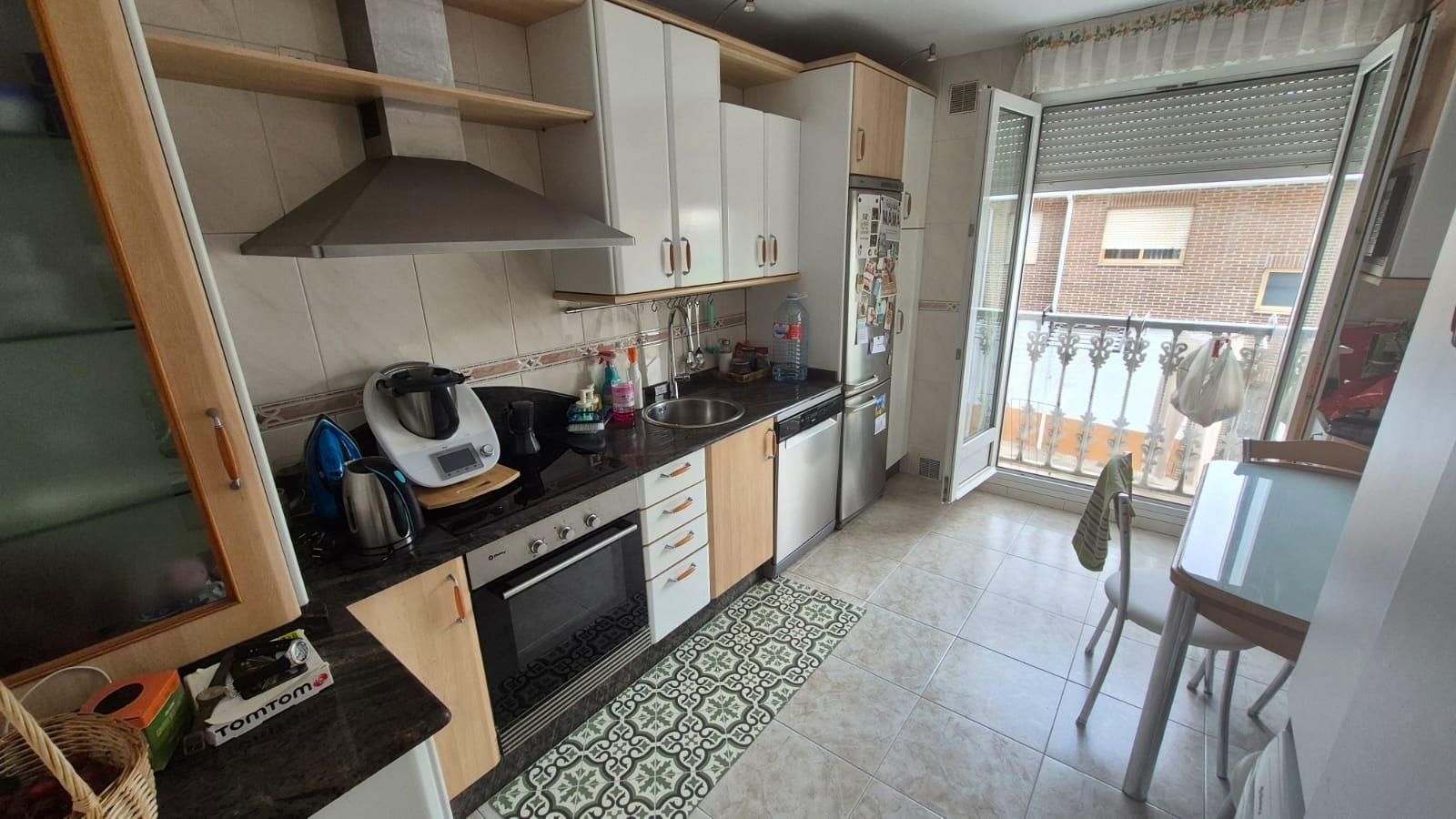 Kitchen of Flat for sale in Ponferrada  with Heating and Terrace