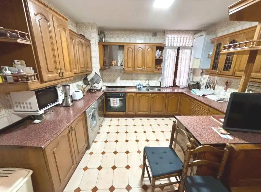 Flat for sale in Uribarri Kalea, Barrio de Uribarri