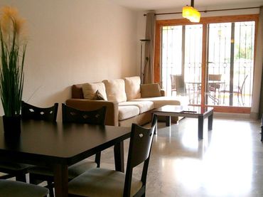 Apartament amb piscina de lloguer a Currica