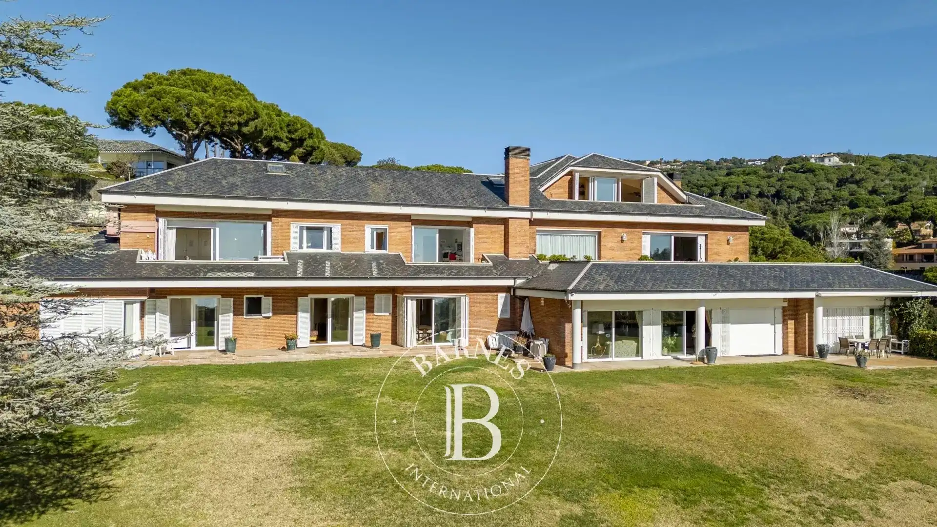 Exterior view of Houses for sale in Sant Andreu de Llavaneres  with Air Conditioner, Heating and Terrace