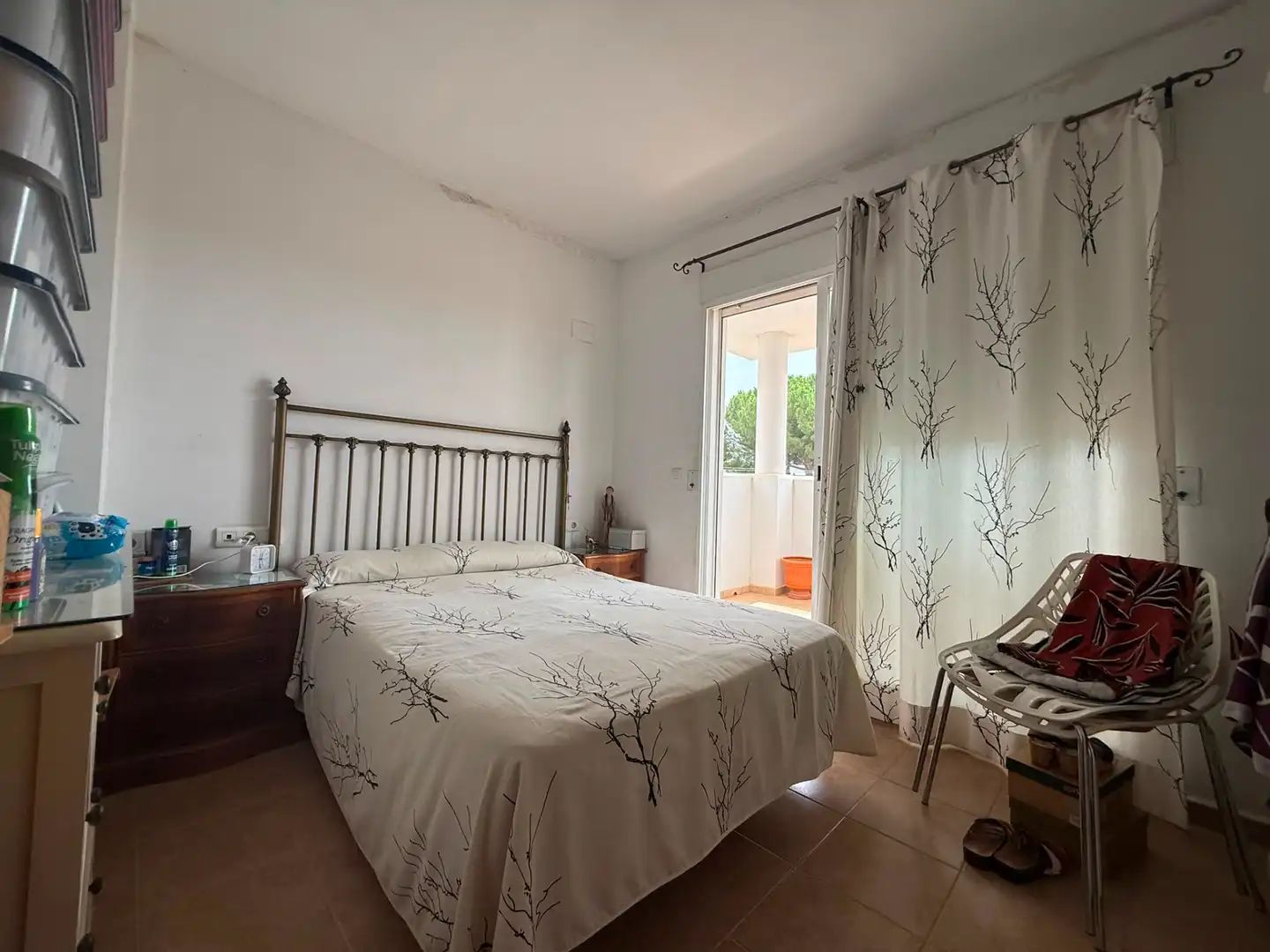 Dormitori de Casa o xalet en venda en La Pobla de Vallbona amb Aire condicionat, Calefacció i Jardí privat
