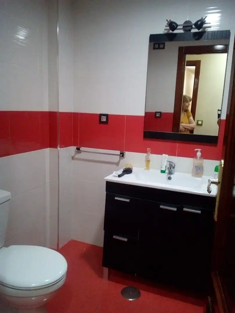 Bathroom of Flat for sale in Úbeda  with Air Conditioner, Parquet flooring and Storage room