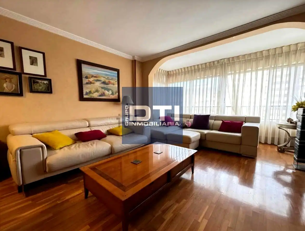 Sala d'estar de Àtic en venda en Alicante / Alacant amb Aire condicionat, Calefacció i Terrassa