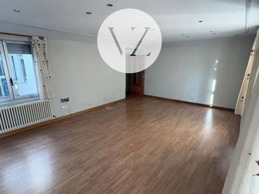 Piso con balcón en venta en CALLE VASCO DE GAMA