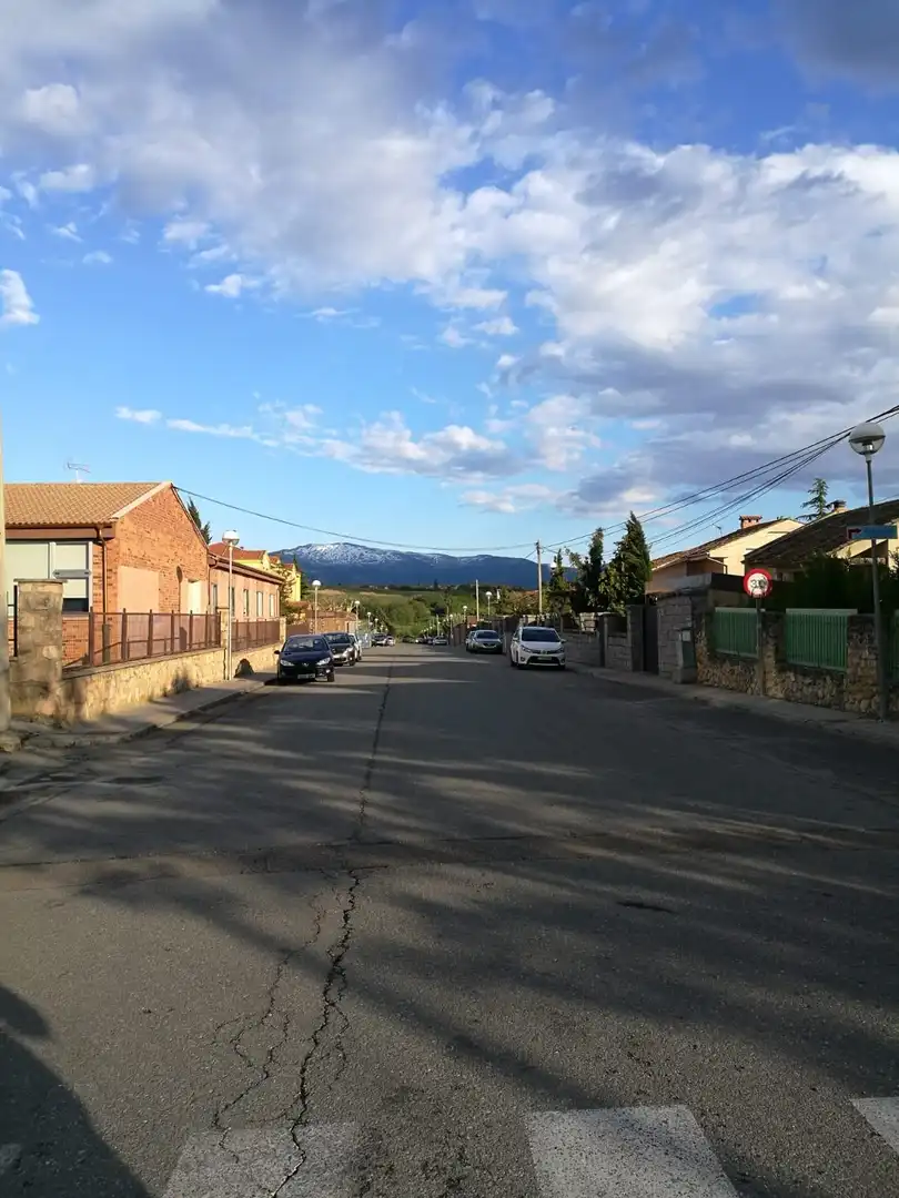 Vista exterior de Terreny industrial en venda en La Lastrilla 