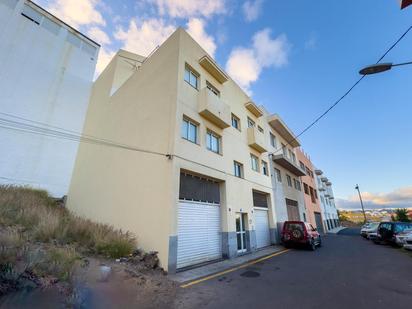 Exterior view of Flat for sale in  Santa Cruz de Tenerife Capital  with Balcony