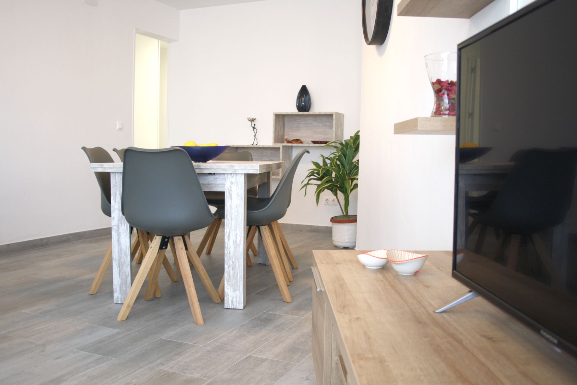 Menjador de Apartament en venda en Salou amb Terrassa i Moblat