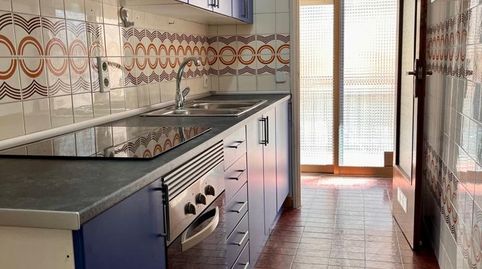 Foto 3 de Piso en venta en Mercat, Rubí