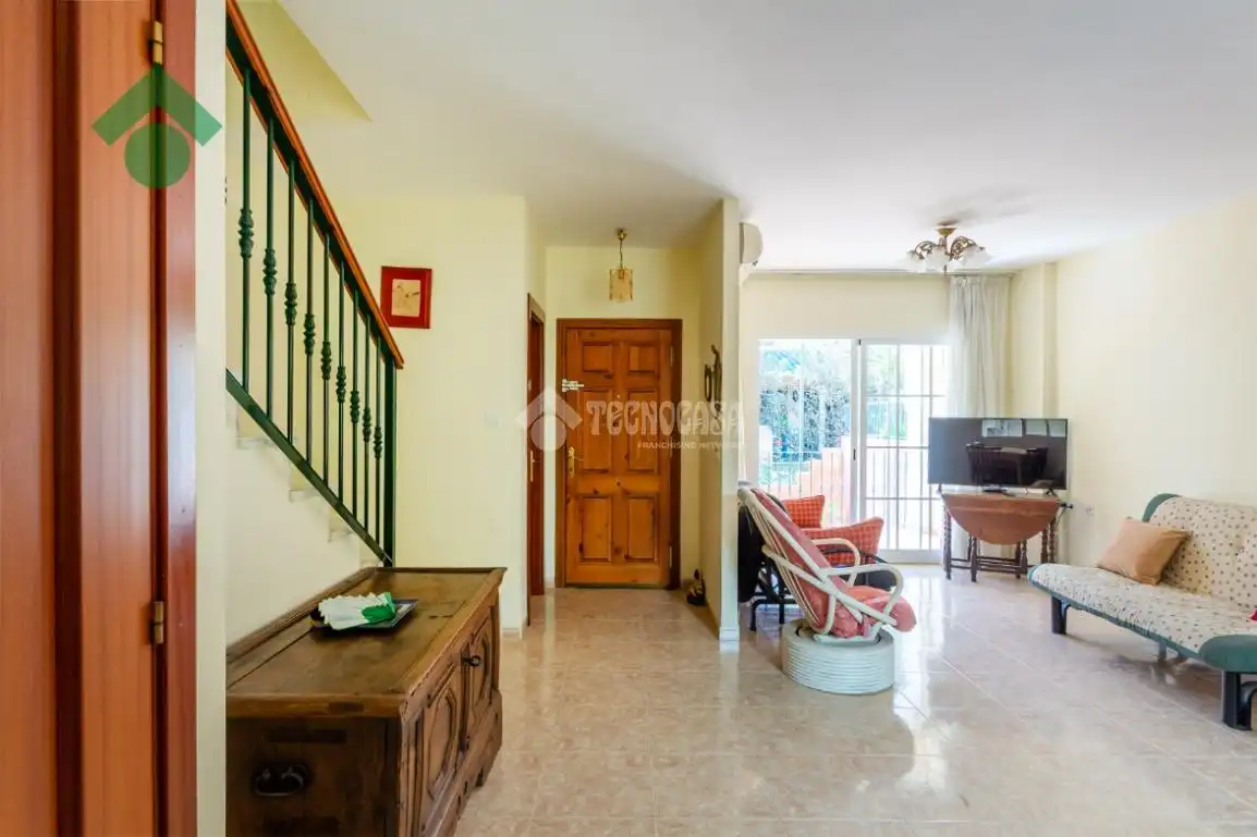 Casa adosada en venda en Nerja amb Aire condicionat
