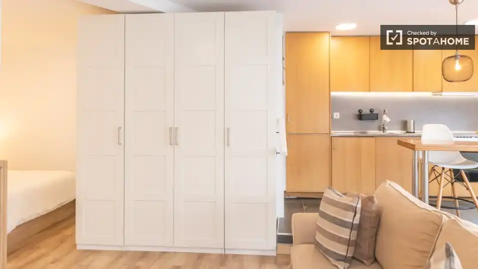 Flat for rent in Almenara -Ventilla