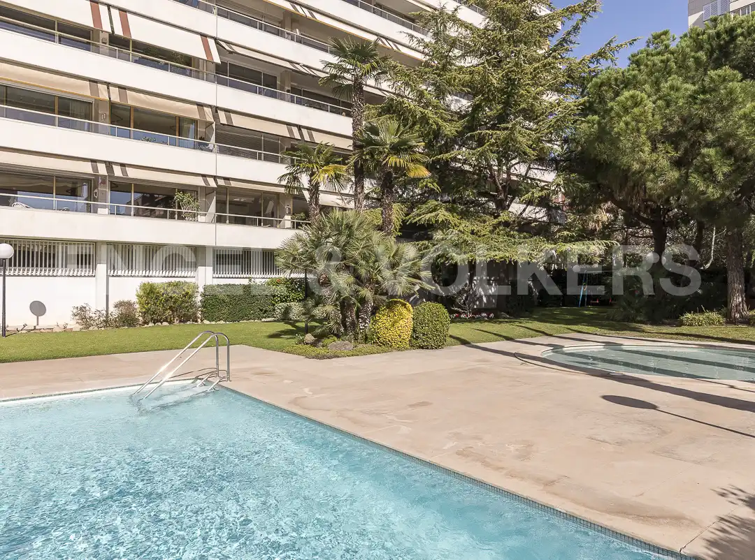 Jardín de Piso en venta en Barcelona con Aire acondicionado, Calefacción y Terraza