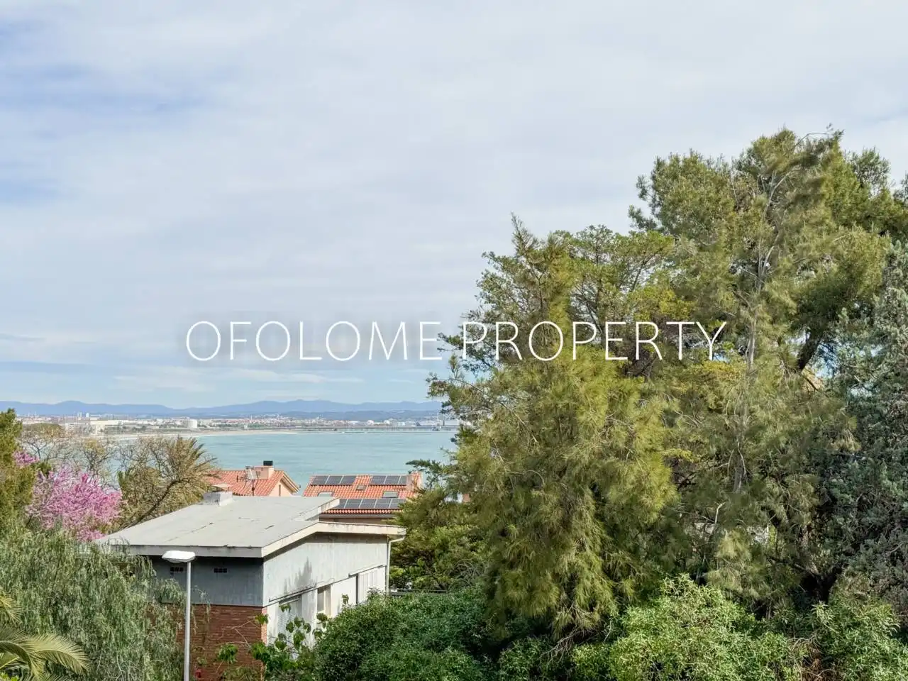 Wohnung zum Verkauf in Salou mit Parkett, Balkon und Alarm