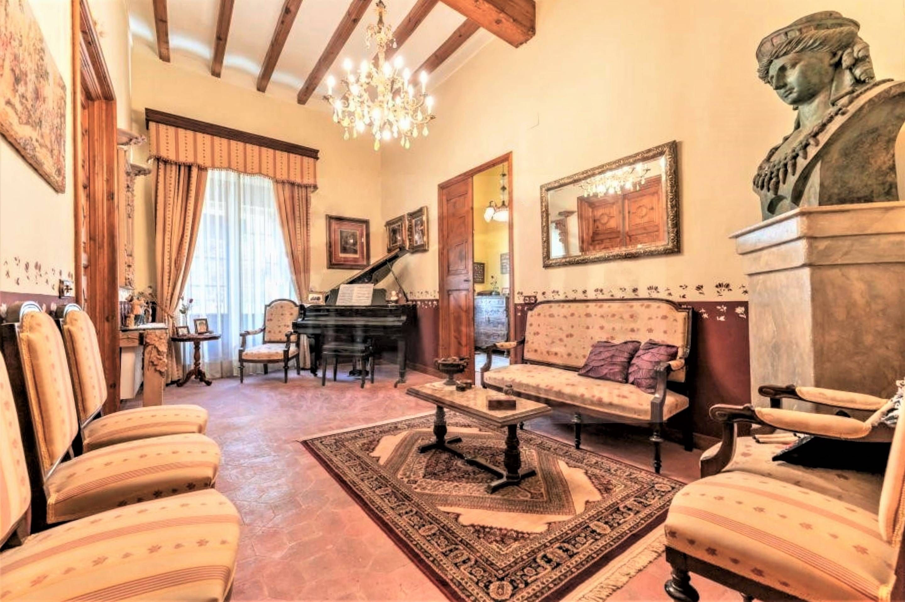 Sala d'estar de Casa o xalet en venda en Montbrió del Camp amb Aire condicionat, Calefacció i Jardí privat