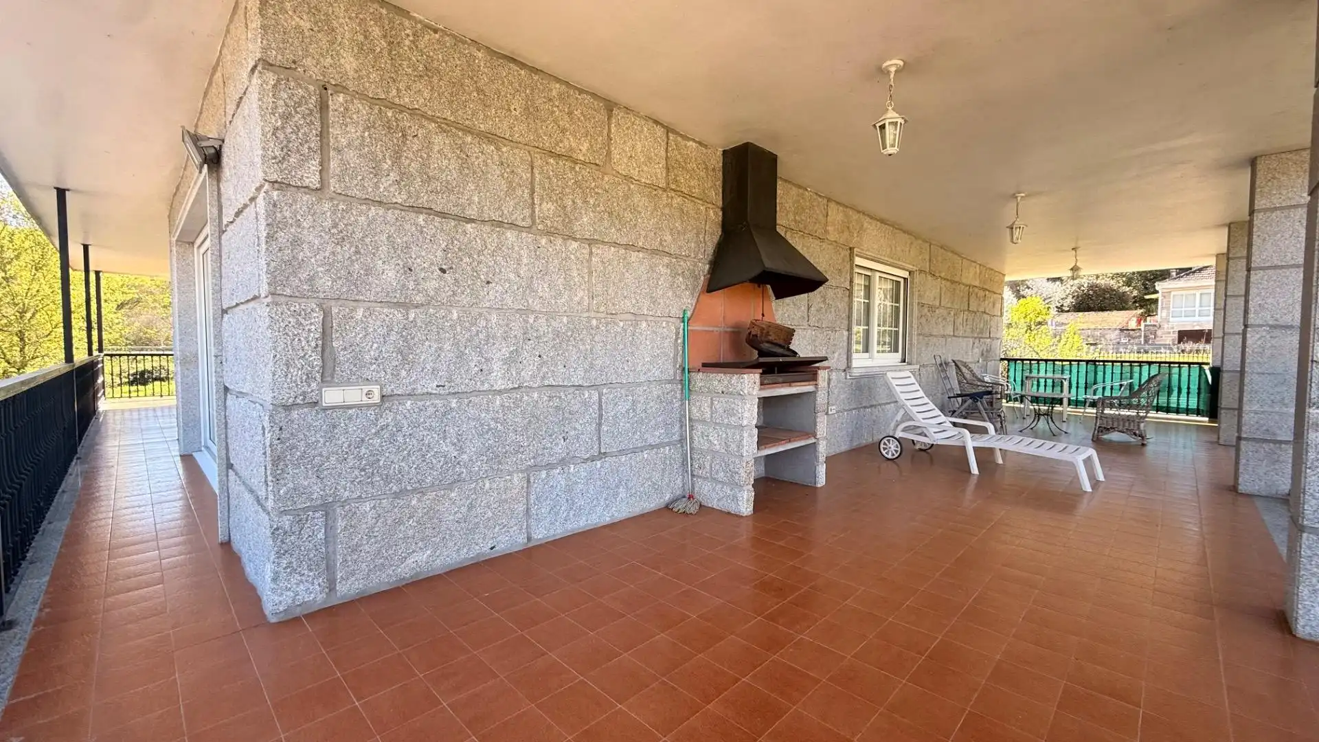 Terraza de Casa o chalet en venta en Leiro con Jardín privado, Terraza y Trastero