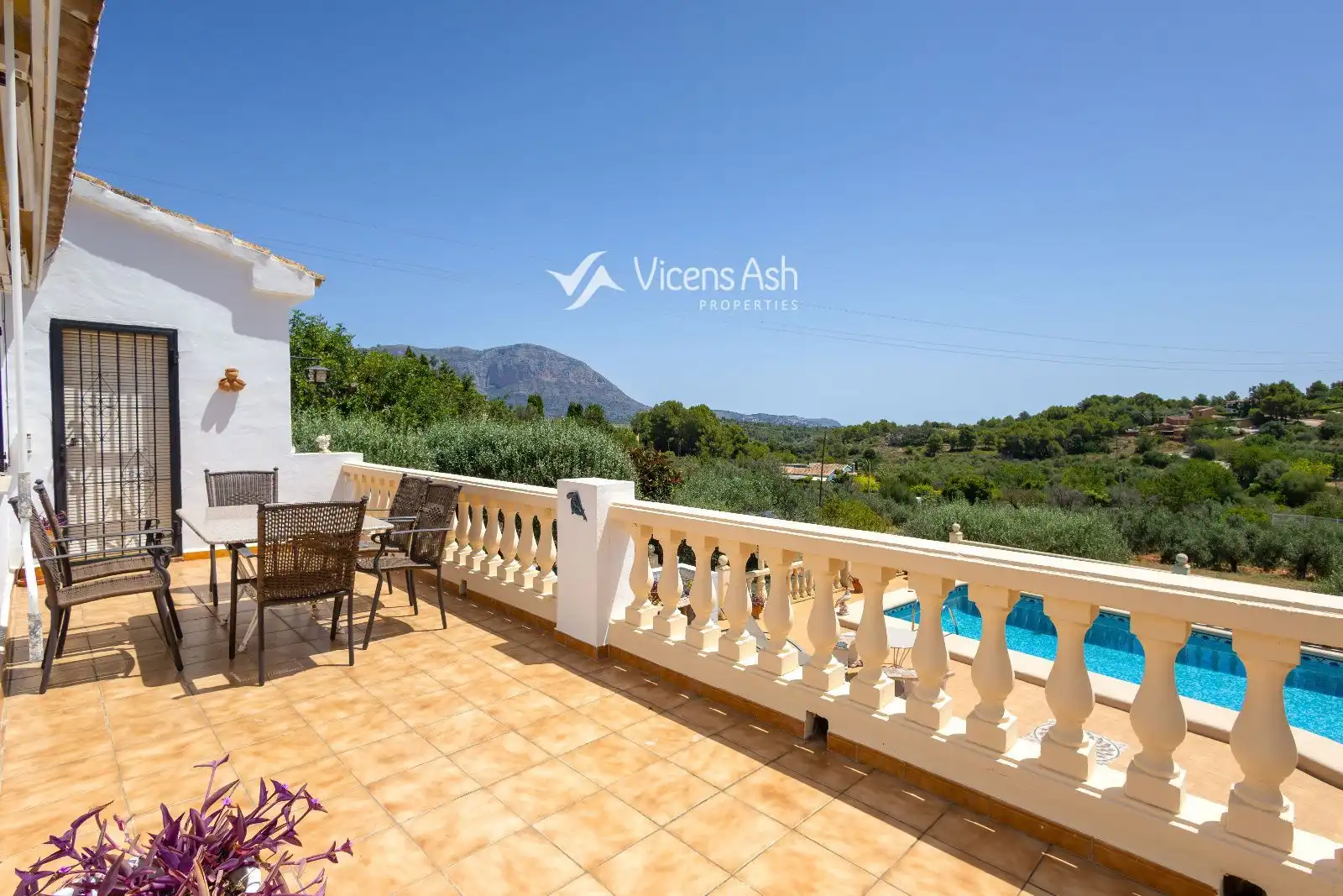 Terrace of Houses for sale in Gata de Gorgos  with Air Conditioner, Heating and Storage room