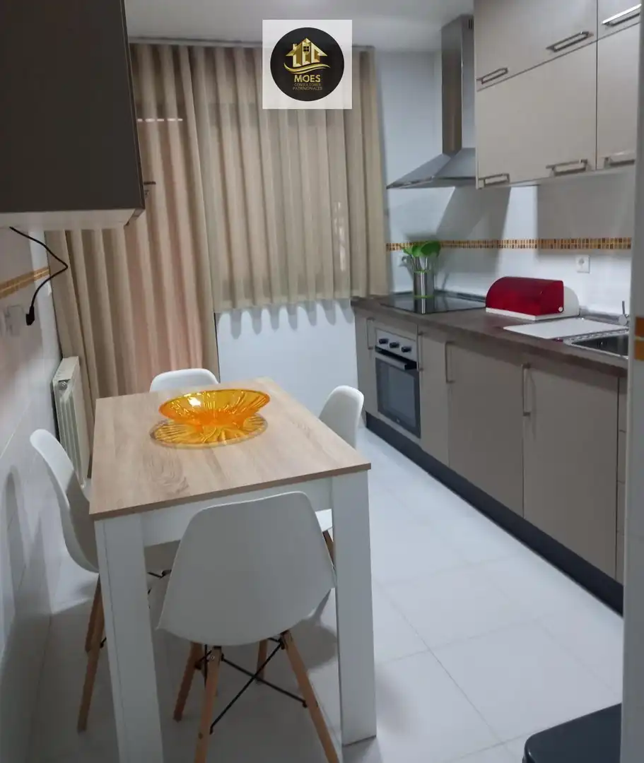 Kitchen of Flat for sale in Bailén  with Air Conditioner, Furnished and Balcony