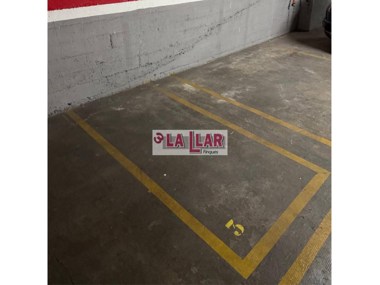 Garage to rent in València, La Nova Esquerra de l'Eixample, Eixample
