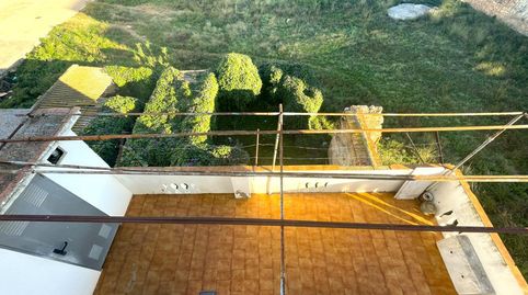 Casa de 3 Dormitorios, Baño Completo, Terraza, Silla Elevadora, Almacen y posibilidad de Piscina