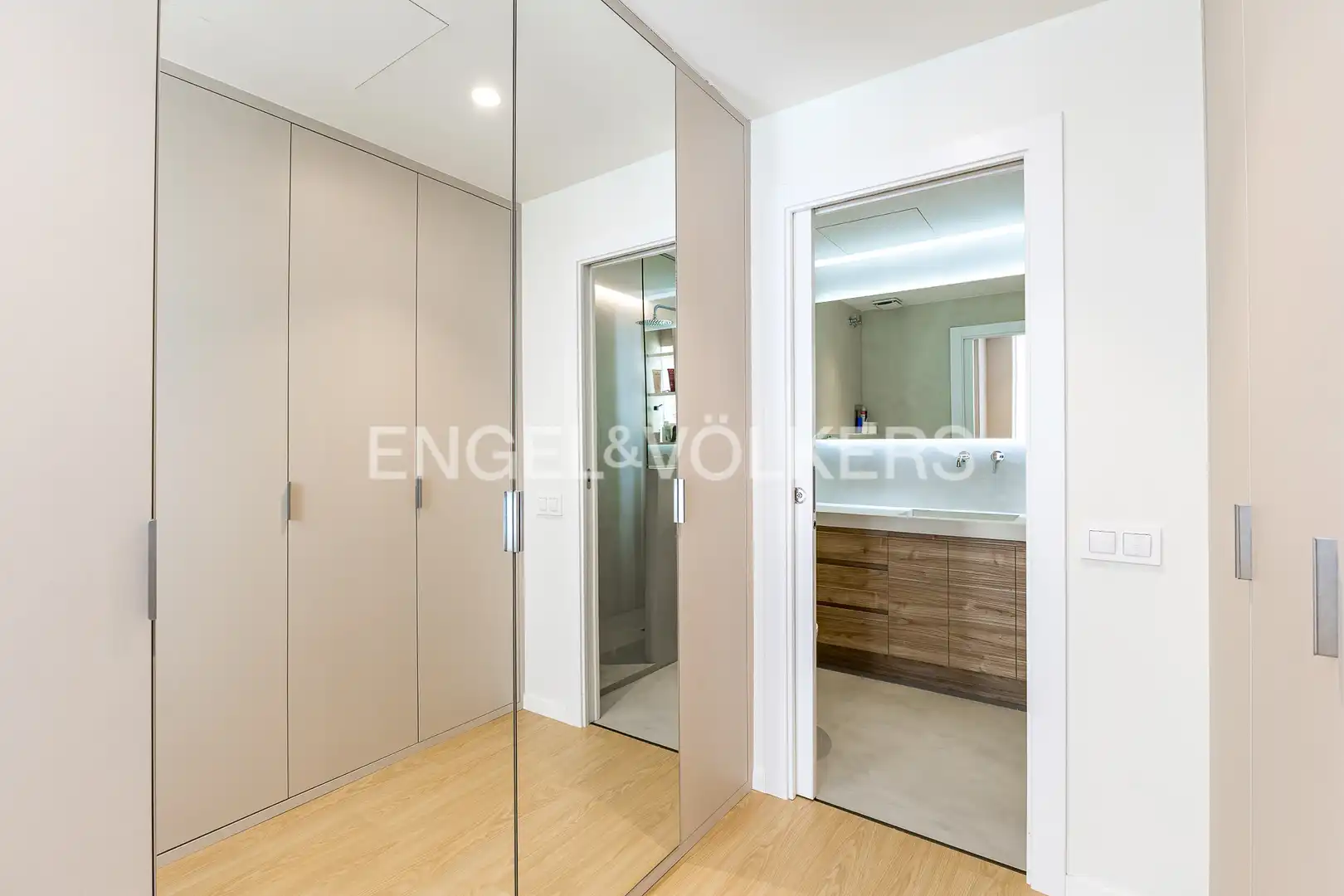 Attic for sale in Barcelona  with Air Conditioner, Heating and Private garden