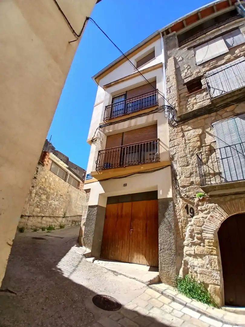 Vista exterior de Casa o xalet en venda en Mazaleón amb Aire condicionat, Calefacció i Balcó