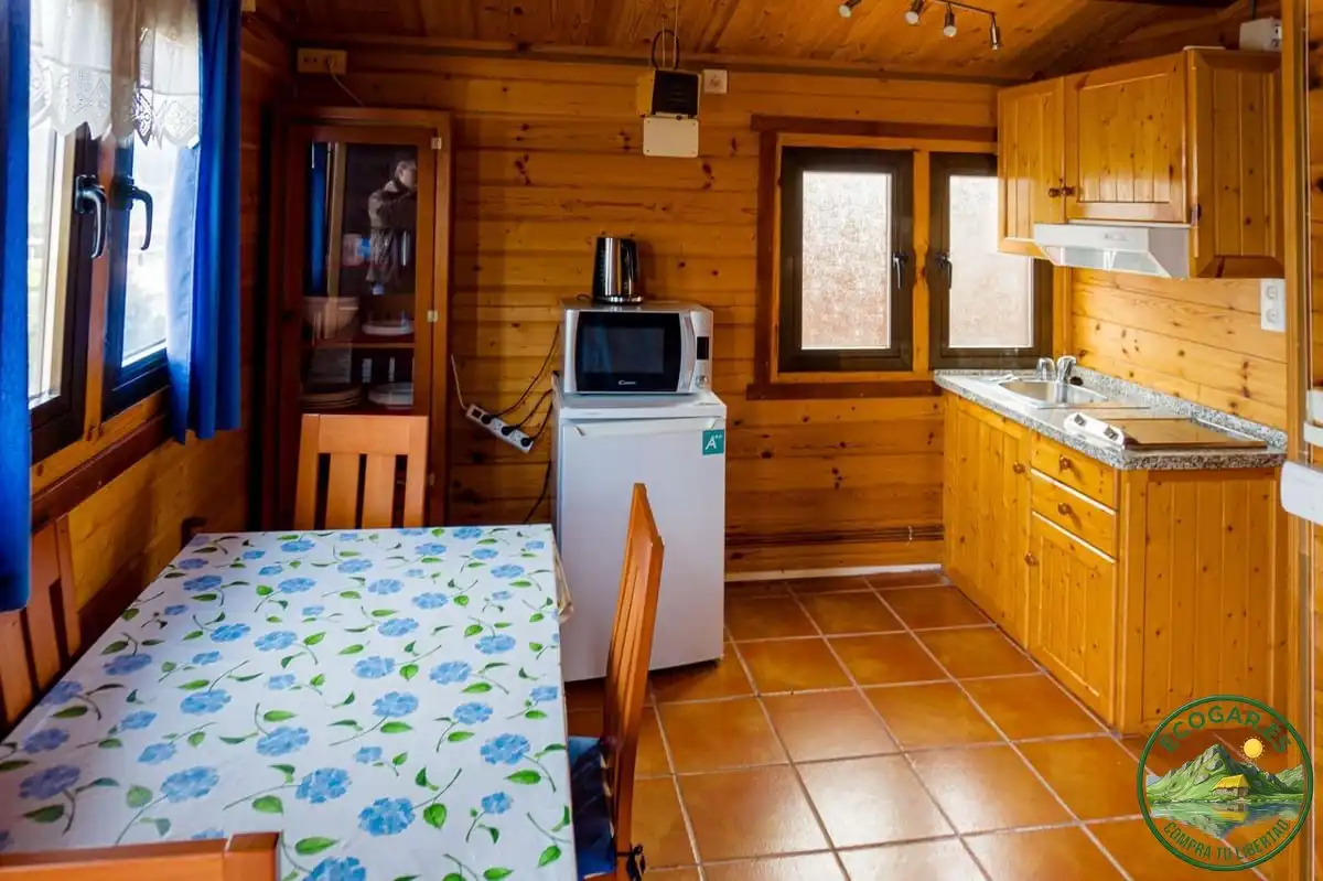 Cocina de Casa o chalet en venta en Villagatón con Aire acondicionado, Calefacción y Jardín privado