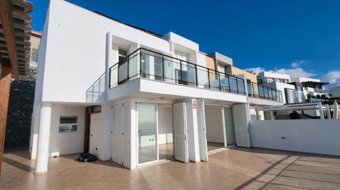 Foto 2 de Casa adosada en venda a Calle Noruega, 4, San Eugenio Alto, Santa Cruz de Tenerife