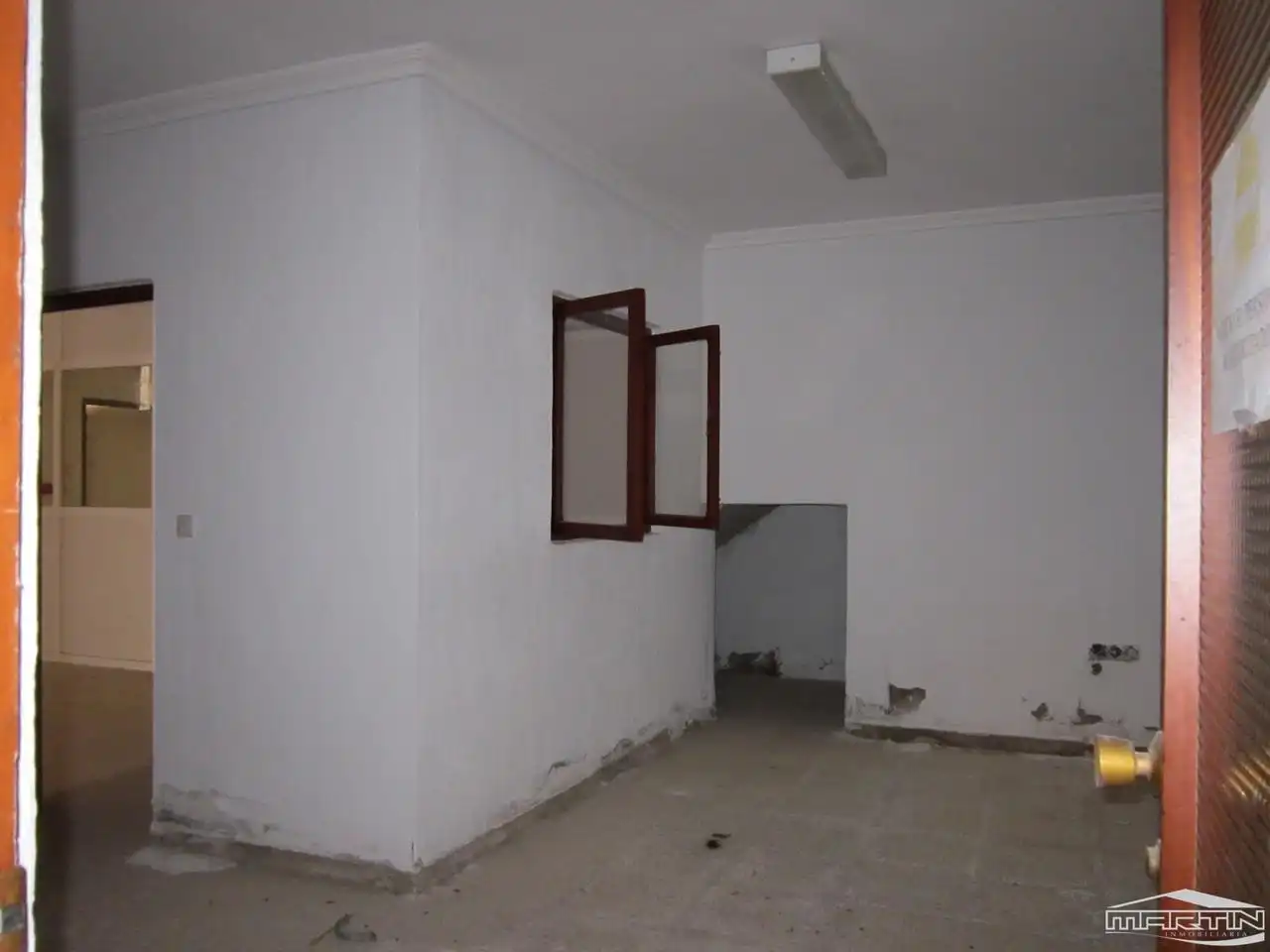 Industrial buildings for sale in Lucena