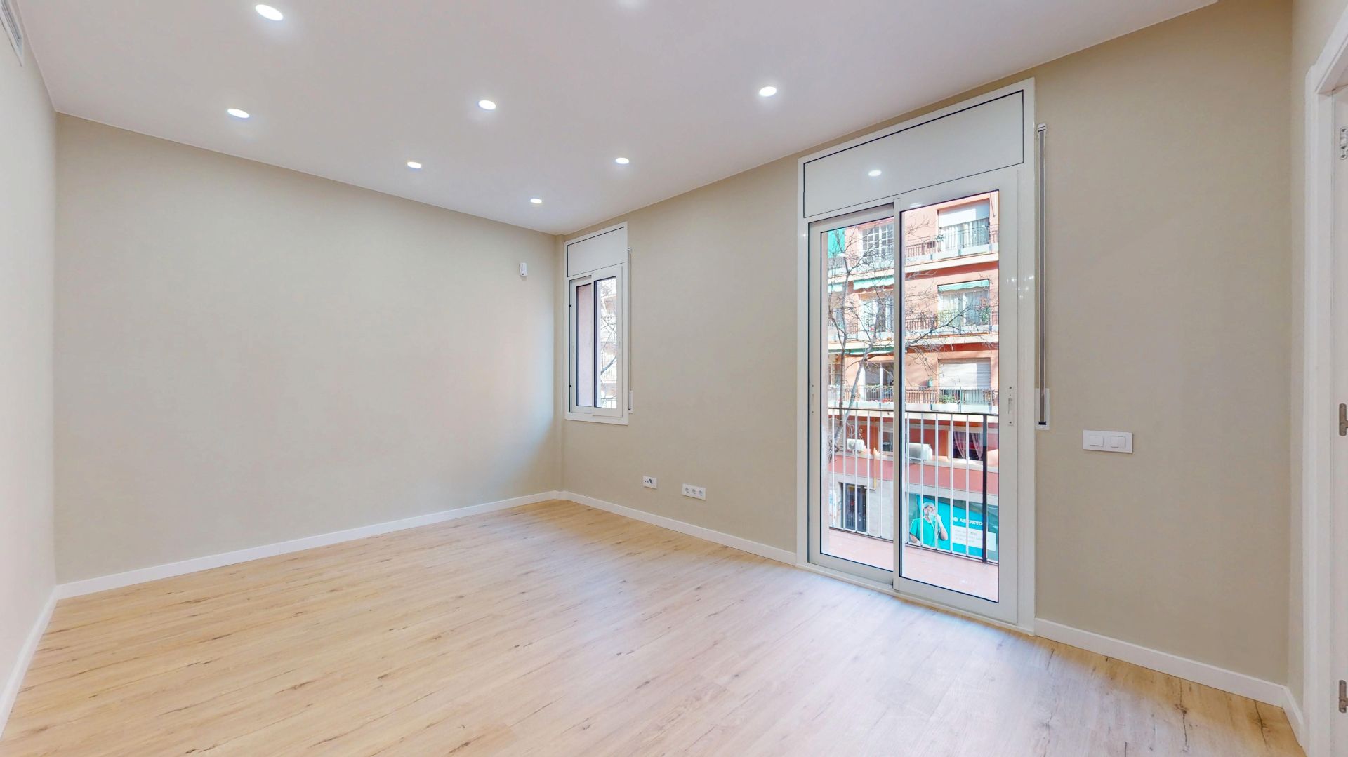 Bedroom of Flat for sale in  Barcelona Capital  with Air Conditioner, Heating and Parquet flooring