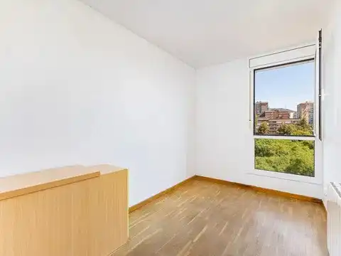 Flat with lift for sale in Carrer d'Ogassa, imagen 6