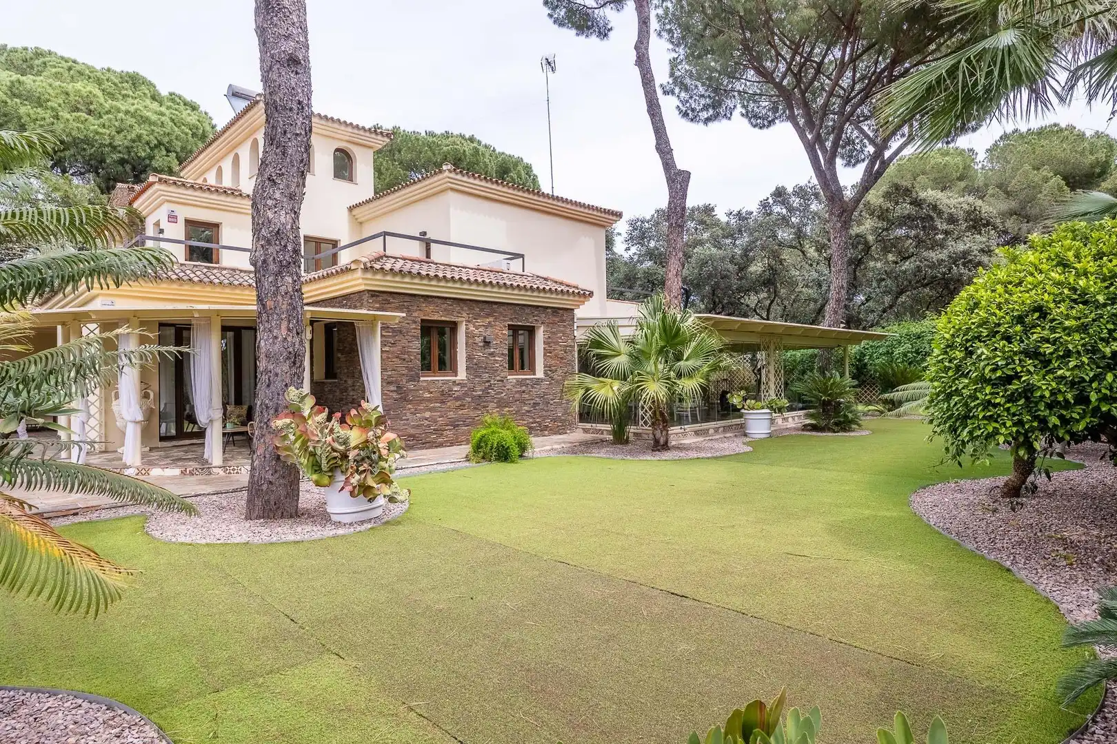 Chalet con piscina en venta en Bollullos de la Mitación, imagen 19
