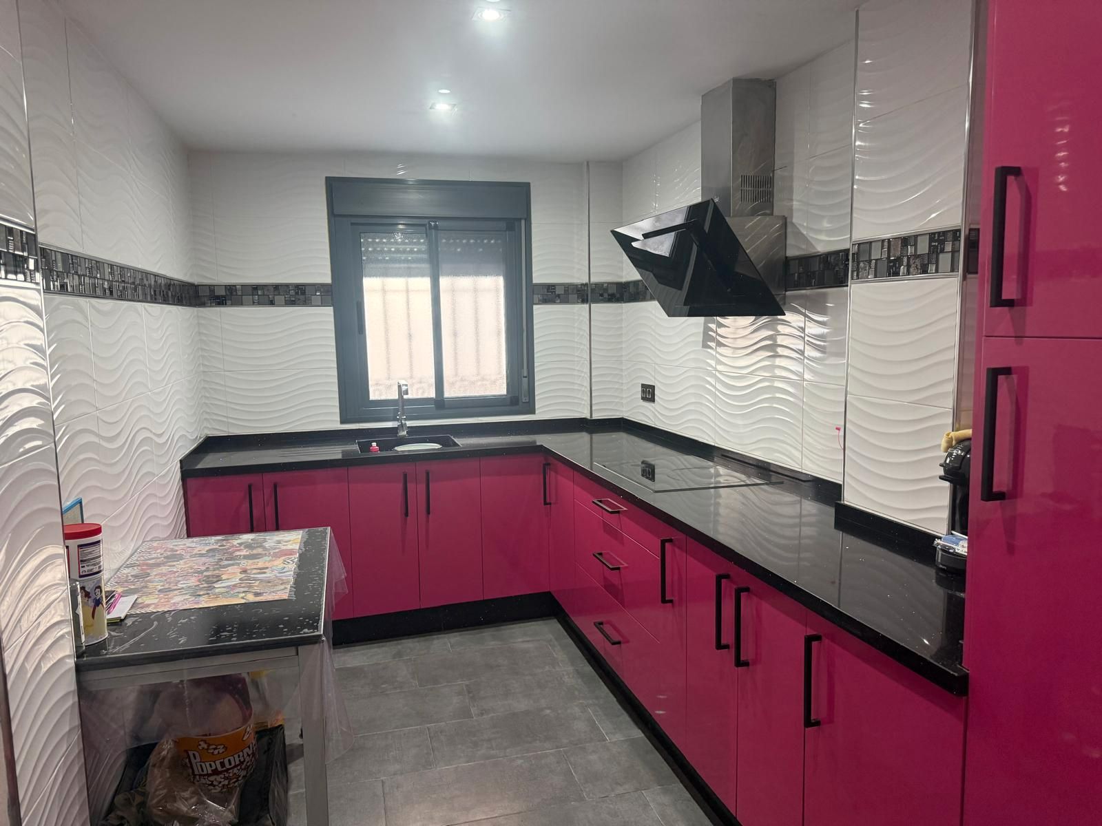 Cuina de Casa o xalet en venda en San Roque amb Aire condicionat i Terrassa