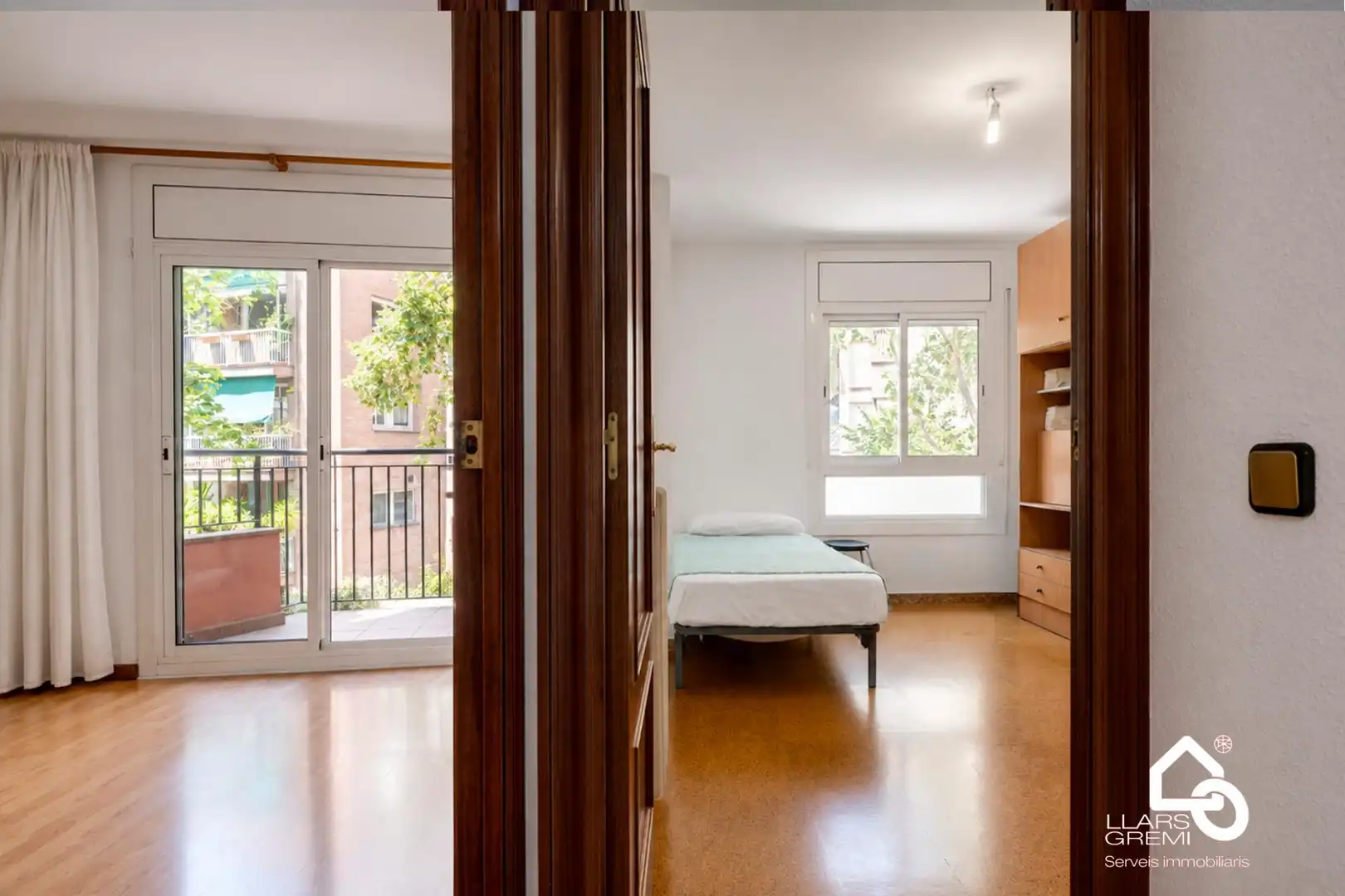 Habitación de Piso en venta en Barcelona con Calefacción y Balcón