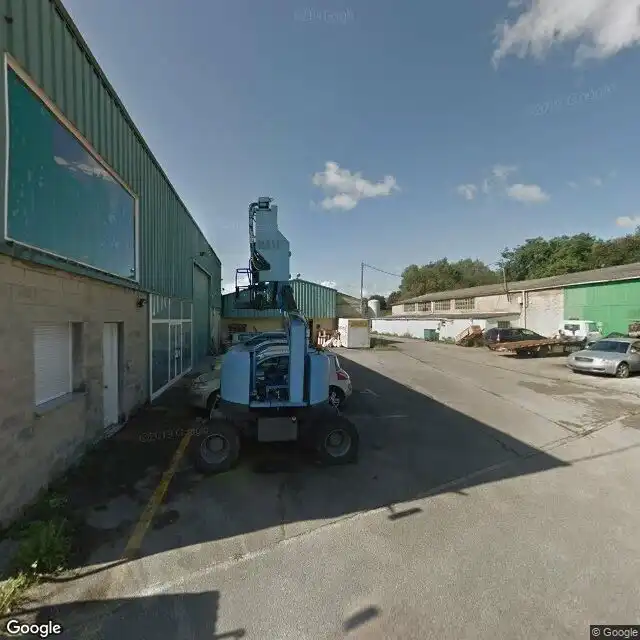 Vista exterior de Nau industrial en venda en Siero