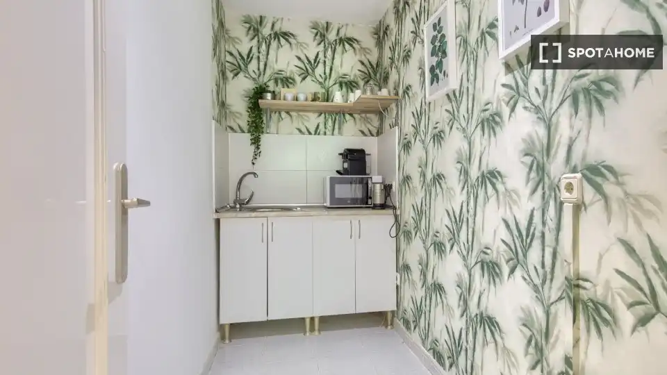 Room in Conde Orgaz - Piovera