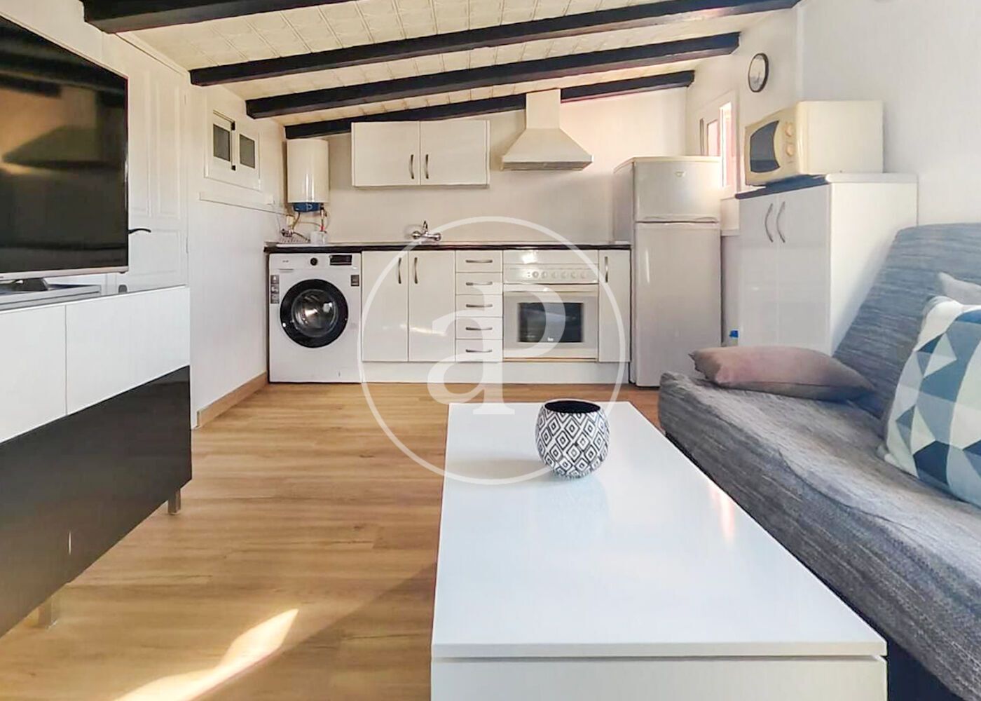 Cuina de Loft de lloguer en  Barcelona Capital amb Aire condicionat i Moblat