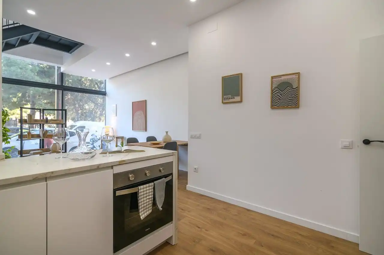 Cocina de Dúplex en venta en Barcelona con Alarma