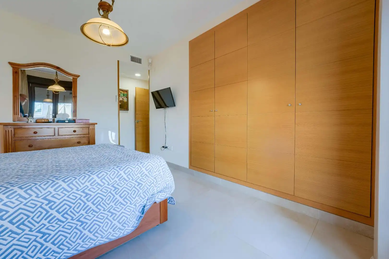 Schlafzimmer von Dachboden zum Verkauf in Sevilla mit Klimaanlage, Heizung und Terrasse