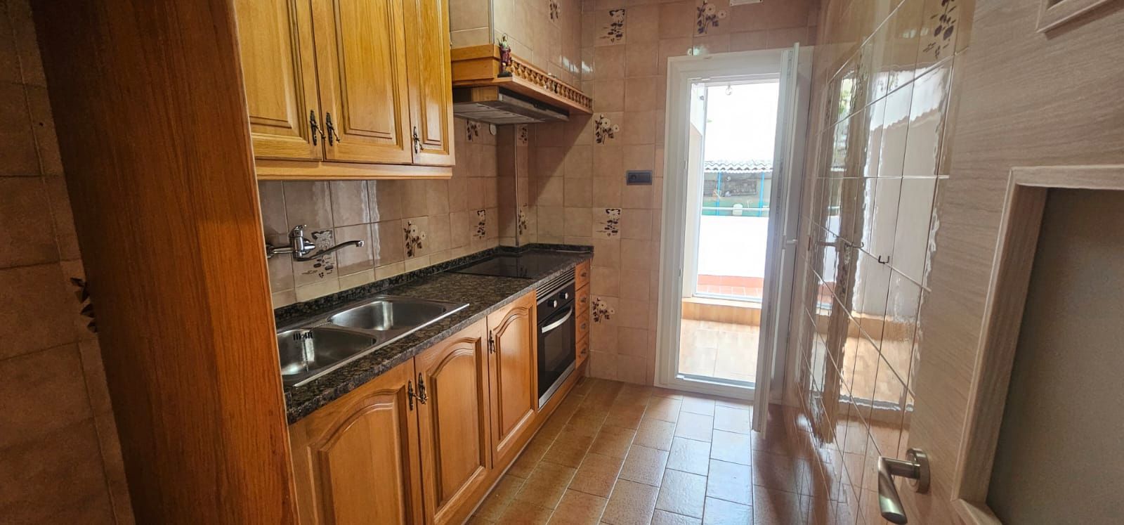 Cuina de Pis en venda en Mataró amb Terrassa