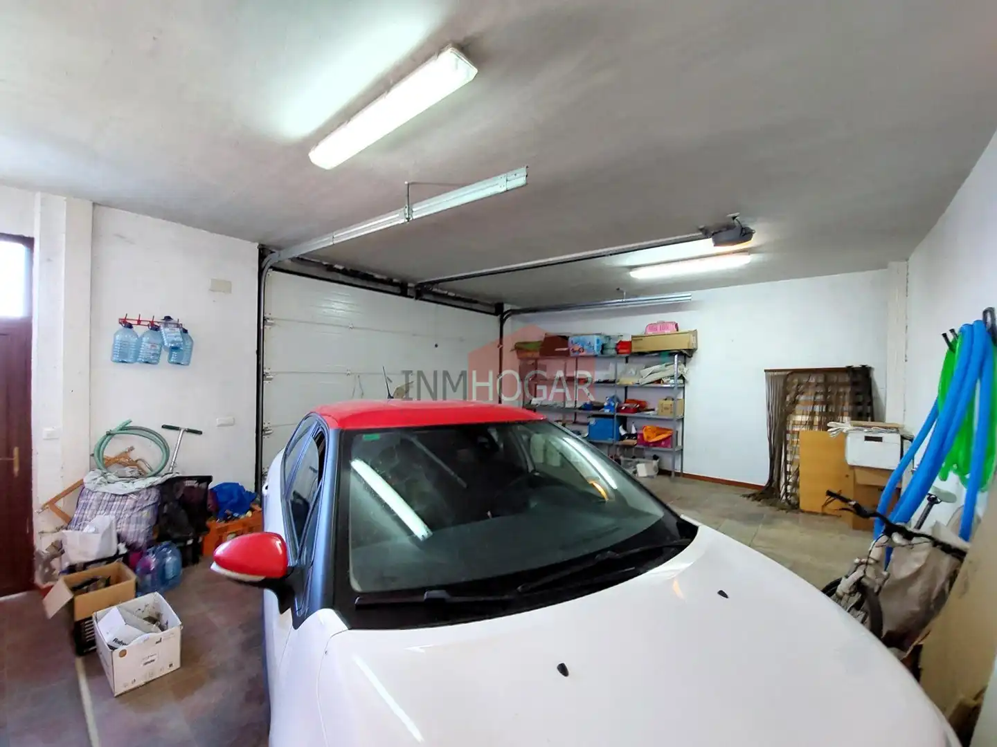 Aparcament de Casa o xalet en venda en Villanueva del Aceral amb Jardí privat, Terrassa i Traster