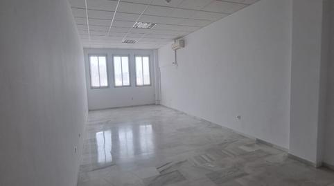 Foto 2 de Oficina de alquiler en Calle Historiador Juan Manzano, Condequinto, Montequinto